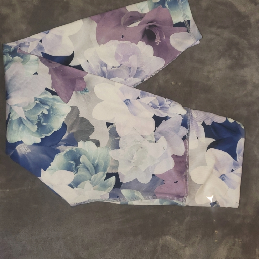 Old navy active leggings size M